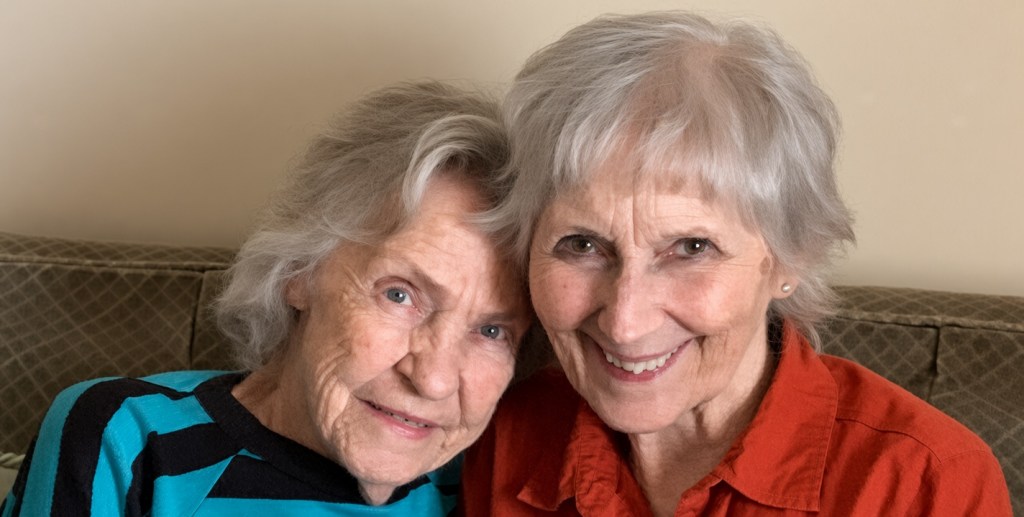 mage - Winnie and Linda - Photo by Ron Grimes